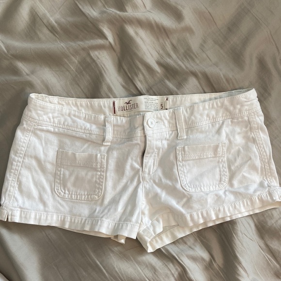 Hollister Shorts - Picture 1 of 5